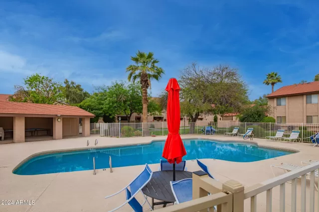 MLS: 6677671 Condo For Sale