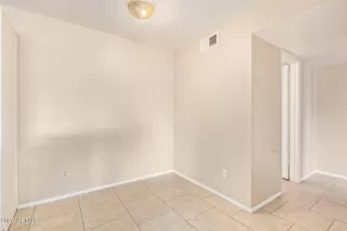 Photo #3: 6677671 Listing