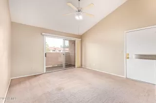 Photo #6: 6677671 Listing