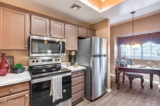 Photo #5: 6677691 Listing 