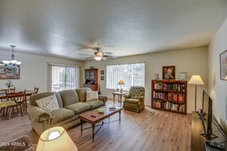 Photo #5: 6677715 Listing 