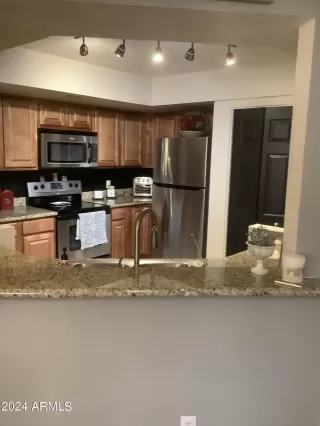 Photo #6: 6677841 Listing 