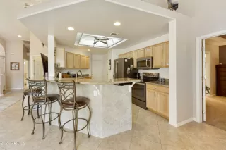 Photo #4: 6678140 Listing 