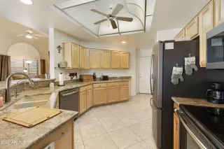 Photo #5: 6678140 Listing 