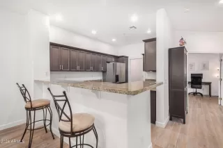 Photo #6: 6678326 Listing 