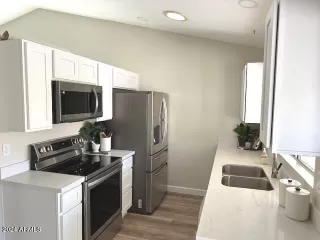 Photo #4: 6678444 Listing 