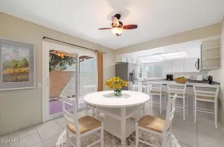 Photo #4: 6678732 Listing