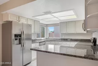 Photo #5: 6678732 Listing