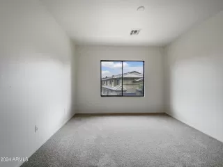 Photo #4: 6678791 Listing