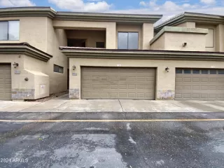 Photo #5: 6678791 Listing