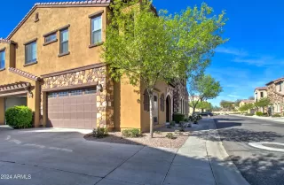 Photo #3: 6678797 Listing 