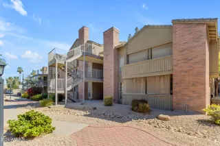 Photo #1: 6678934 Listing