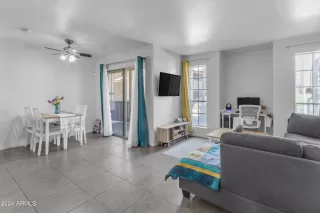 Photo #2: 6678934 Listing