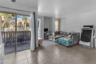 Photo #3: 6678934 Listing