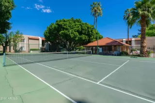 Photo #4: 6679093 Listing