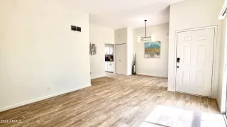 Photo #4: 6679597 Listing 