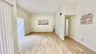 Photo #6: 6679597 Listing 