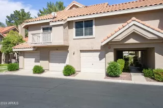 Photo #2: 6679744 Listing 