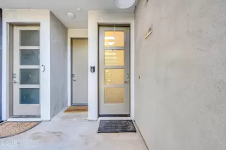 Photo #2: 6679882 Listing