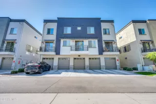 Photo #3: 6679882 Listing