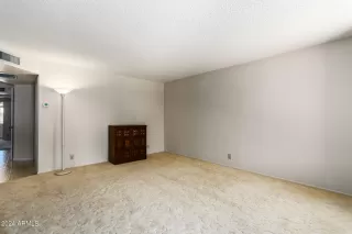 Photo #3: 6680047 Listing 