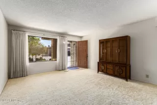 Photo #4: 6680047 Listing 