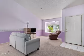 Photo #4: 6680064 Listing