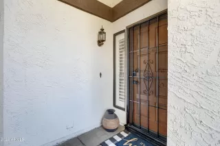 Photo #5: 6680192 Listing 