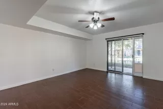 Photo #6: 6680240 Listing 