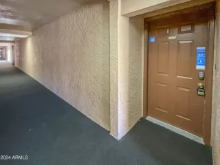 Photo #2: 6680289 Listing 