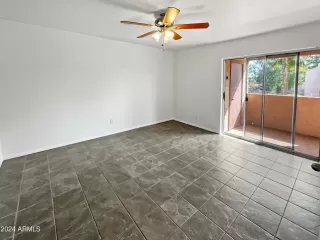 Photo #5: 6680289 Listing 