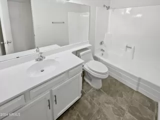 Photo #6: 6680289 Listing 