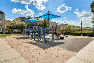 Photo #3: 6680294 Listing 