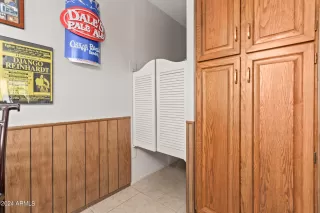 Photo #6: 6680296 Listing