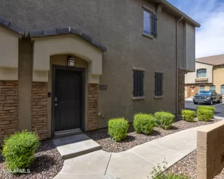 Photo #4: 6680442 Listing 