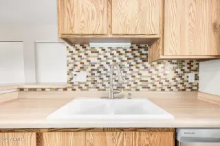 Photo #5: 6680576 Listing 