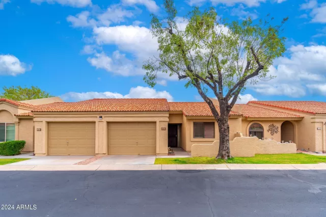 MLS: 6680785 Condo For Sale