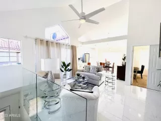 Photo #3: 6680960 Listing