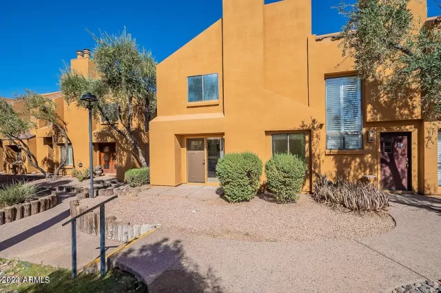 MLS: 6681056 Condo For Sale