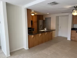 Photo #2: 6681056 Listing