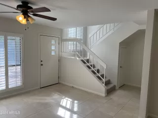 Photo #3: 6681056 Listing