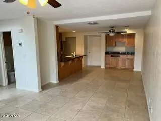 Photo #4: 6681056 Listing