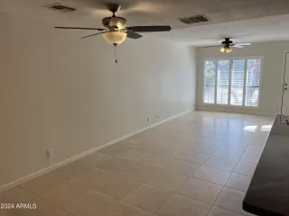 Photo #6: 6681056 Listing