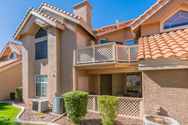 MLS: 6681099 Condo For Sale