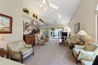 Photo #3: 6681176 Listing