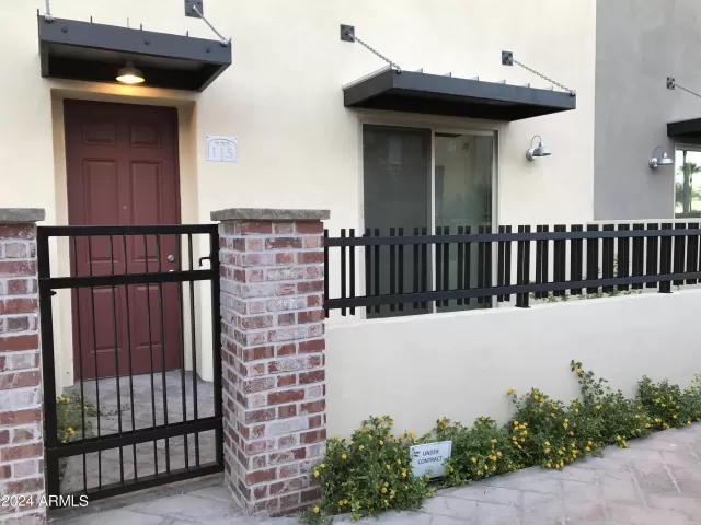 MLS: 6681297 Condo For Sale