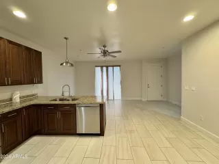 Photo #2: 6681297 Listing