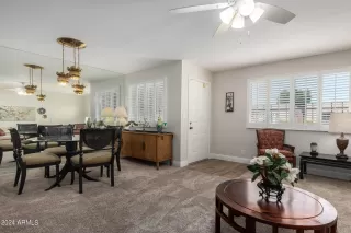 Photo #3: 6681537 Listing