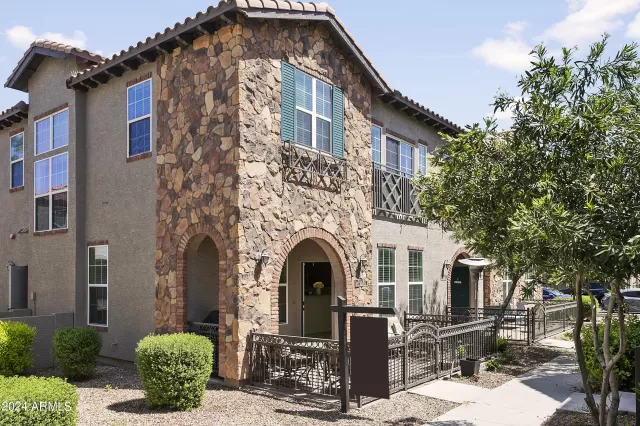 MLS: 6681639 Condo For Sale