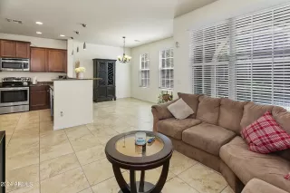 Photo #6: 6681639 Listing